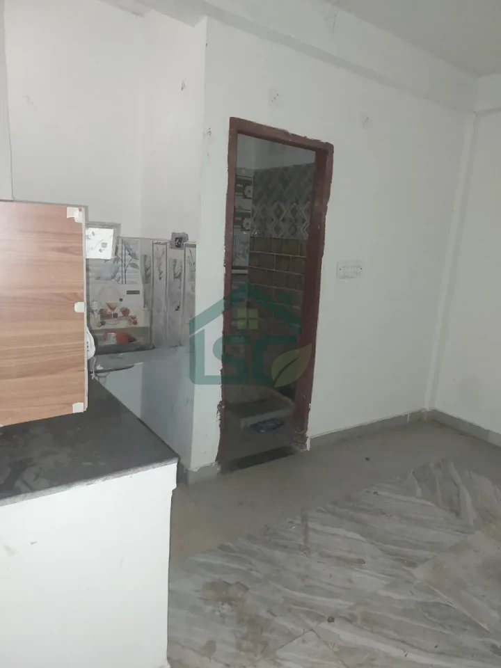 Mukesh Room For Rent in Sector 57, Gurugram — property photo 1