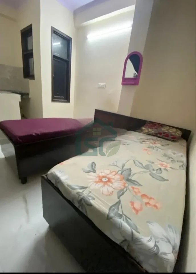 Glorious PG in Sector 58, Noida — property photo 2