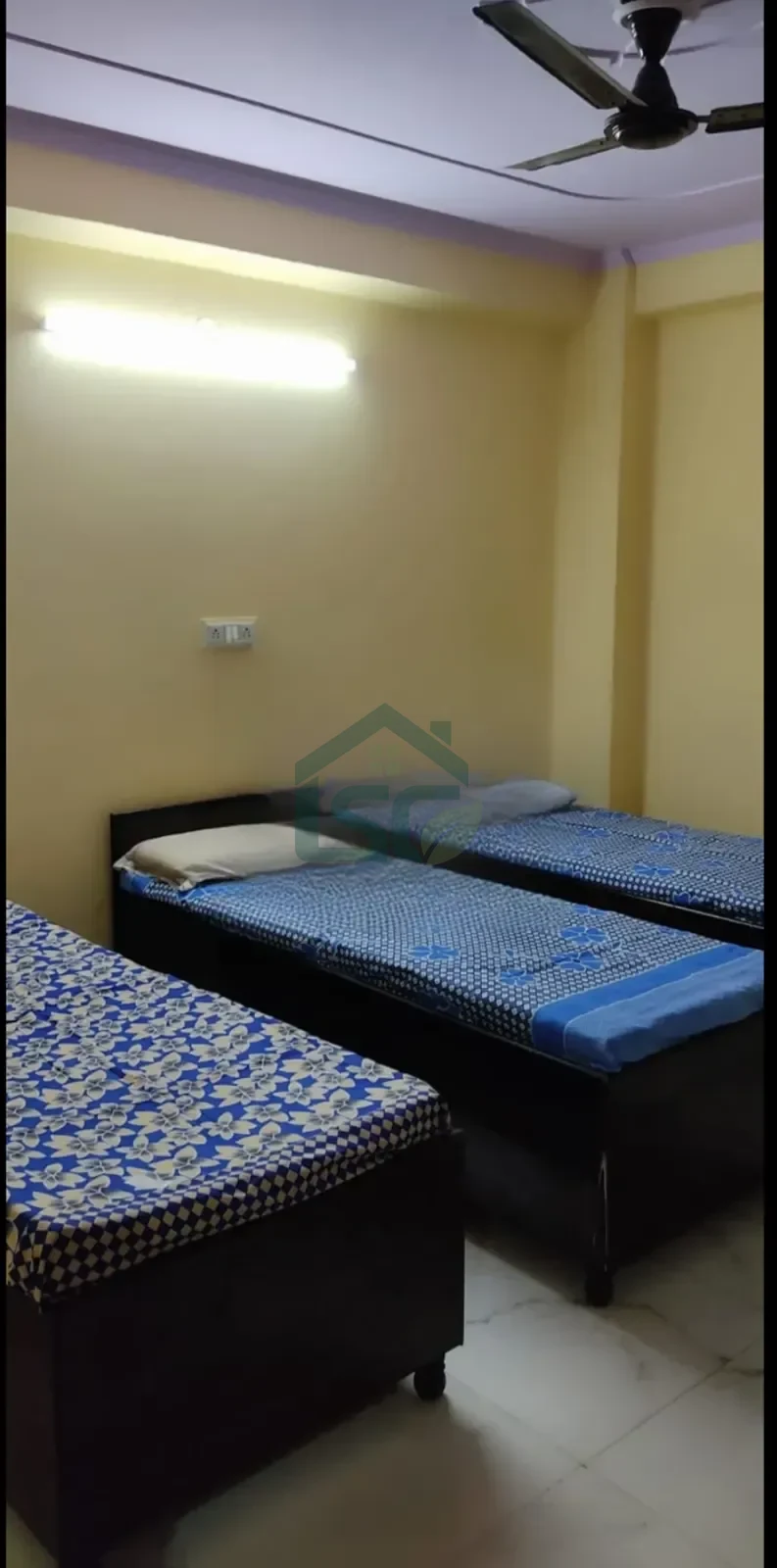 Glorious PG in Sector 58, Noida — property photo 1