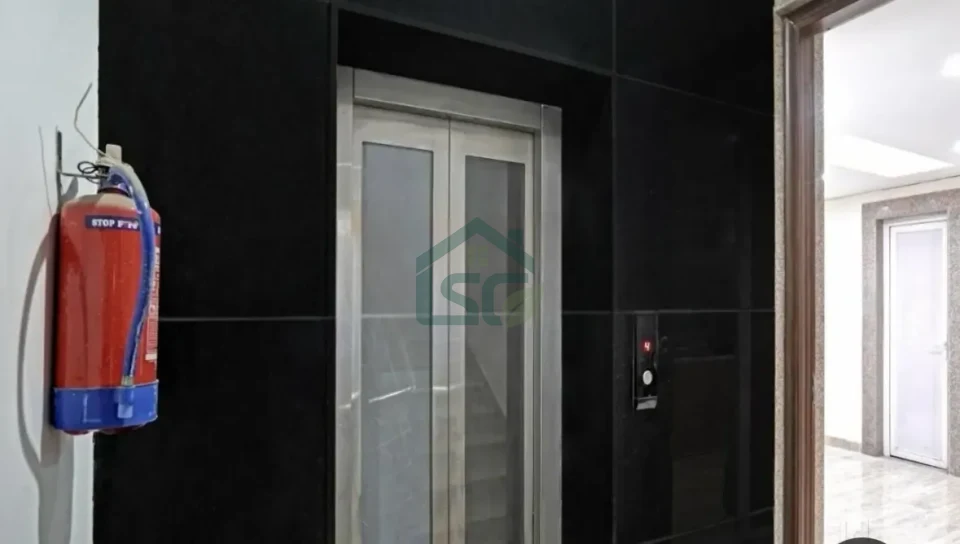 Bellmore stay in Sector 52, Gurugram — property photo 2
