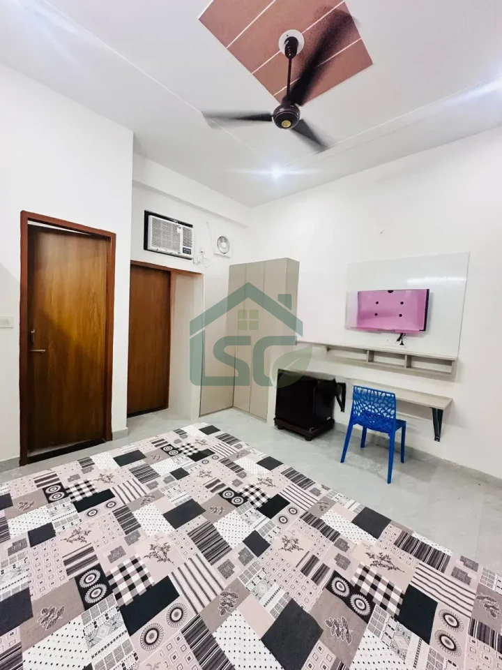 Mahadev residency 1rk in Palam Vihar Extension, Gurugram — property photo 1