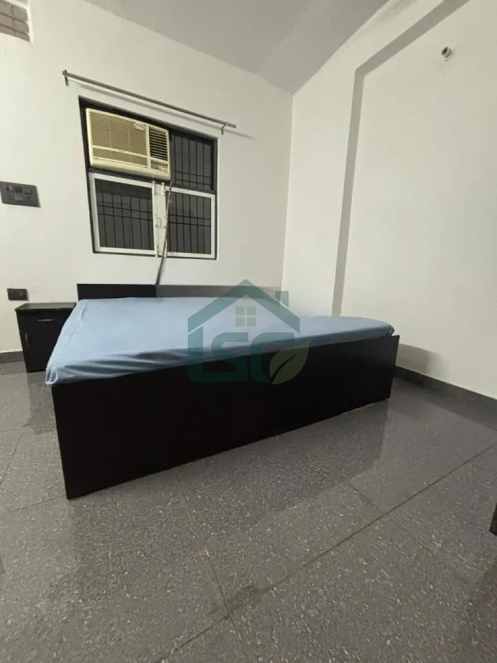 Tanishi heights PG in Sector 104, Noida — property photo 1