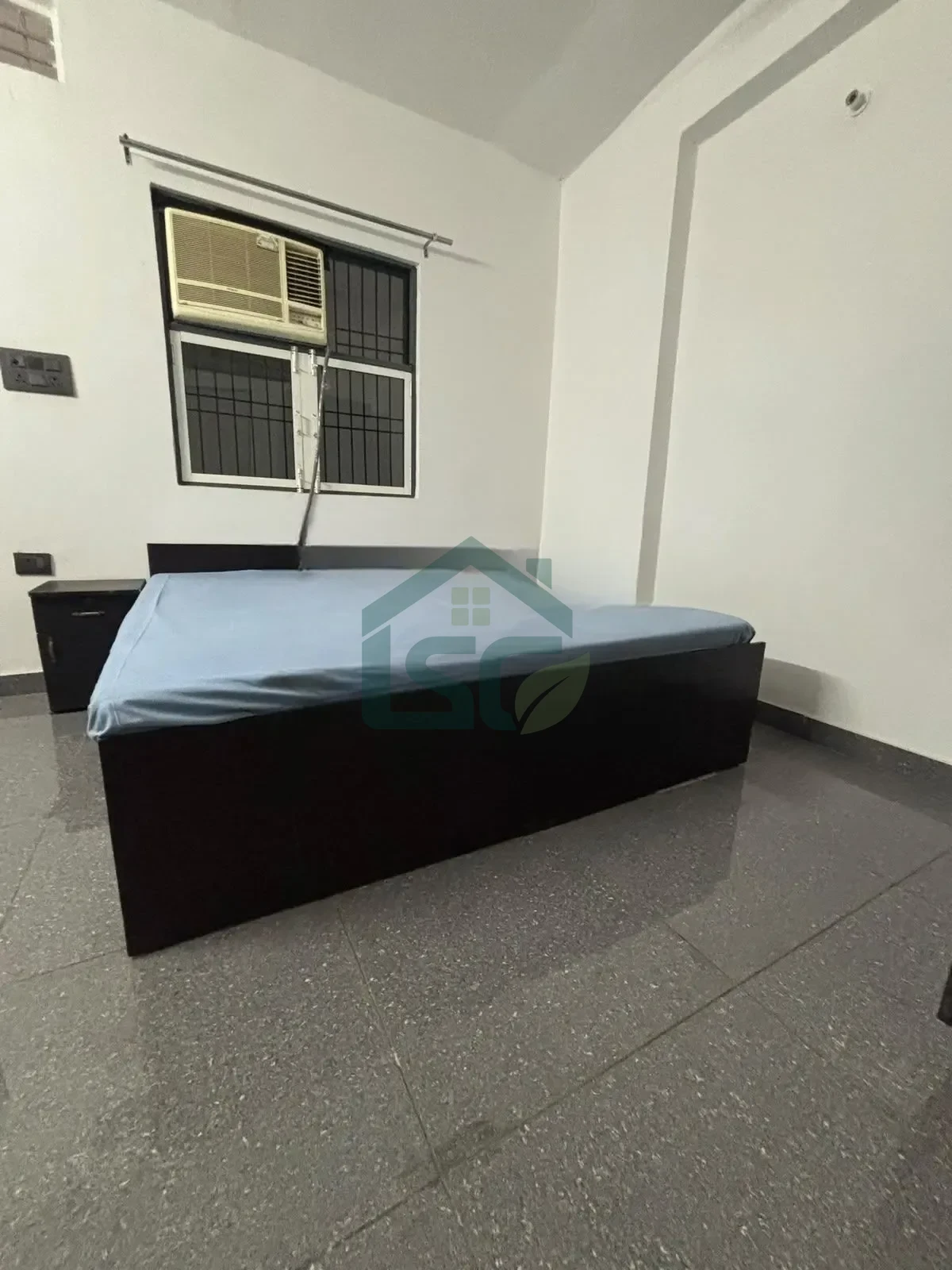 Tanishi heights PG in Sector 104, Noida — property photo 1