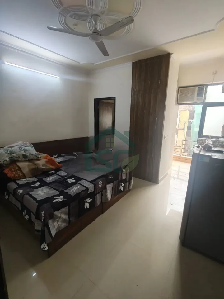 Paliwal RK/ house no q262 in Sector 40, Gurugram — property photo 1