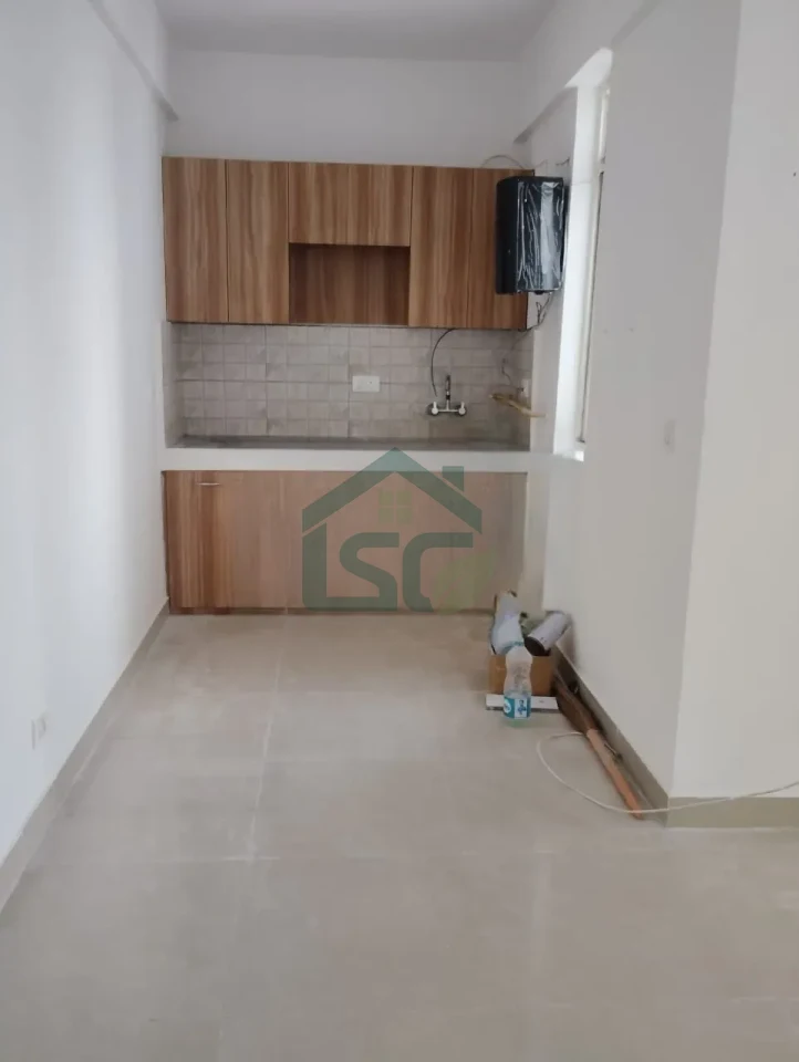 2bhk In Suncity Sector 76 Gurugram in Sector 76, Gurugram — property photo 2