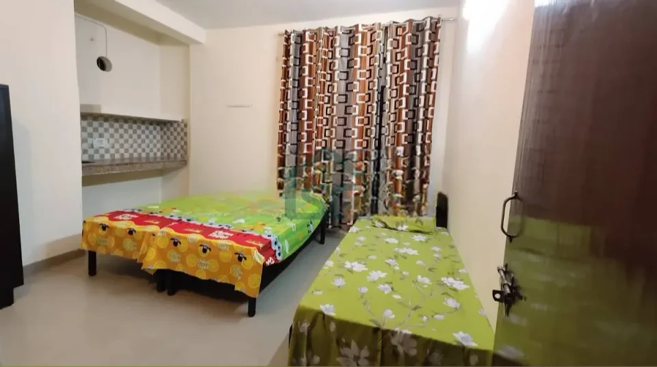 M.R Residency for Girls in Sector 45, Gurugram — property photo 3