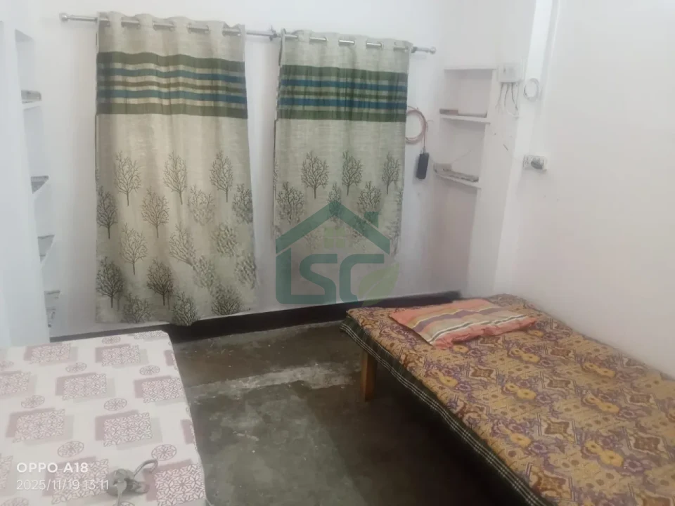 Photo 2 of Surayya Boys PG, Gomati nagar, Lucknow