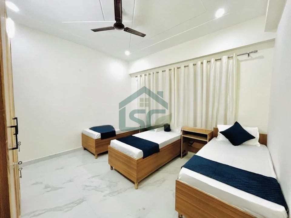 Umang Homes Girls PG in Alpha 1, Greater Noida — property photo 1
