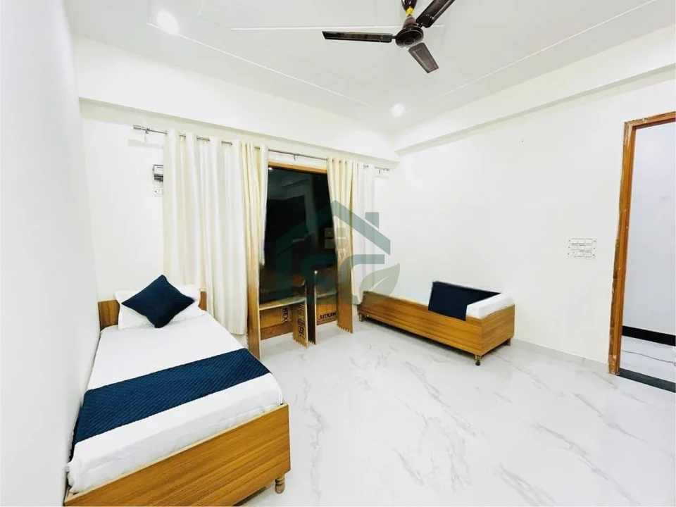 Umang Homes Girls PG in Alpha 1, Greater Noida — property photo 4