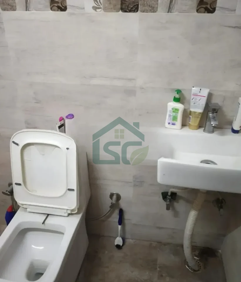 Avi Girls PG in Ashok Vihar, Delhi — property photo 4