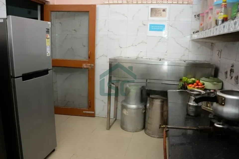 PG for girls in Sector 62A, Noida — property photo 1