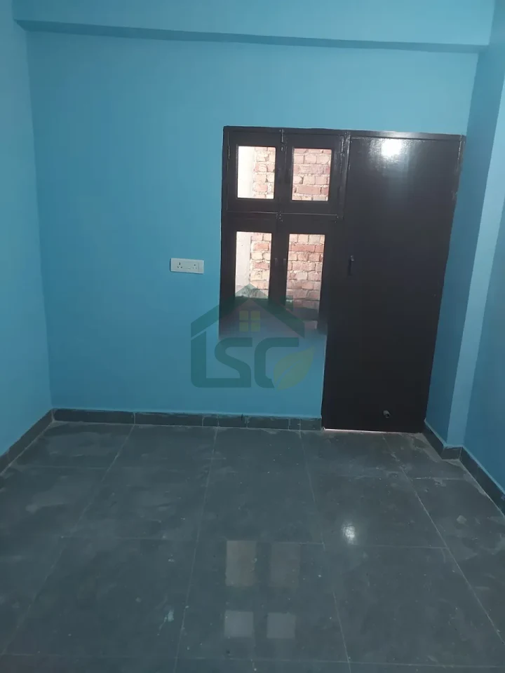 Mahesh Room For Rent in Sector 86, Gurugram — property photo 5
