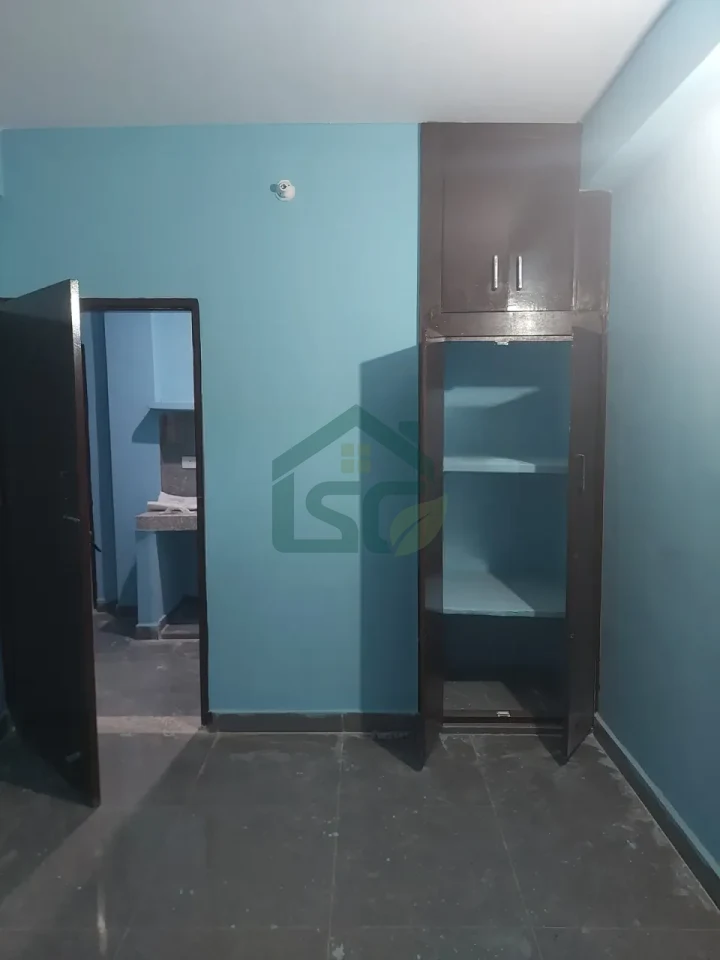Mahesh Room For Rent in Sector 86, Gurugram — property photo 4