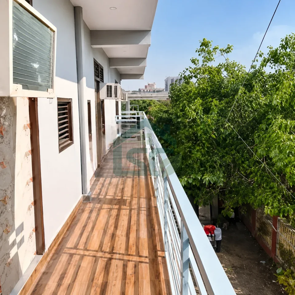 Photo 4 of Shri Krishna PG, Sector 35, Noida