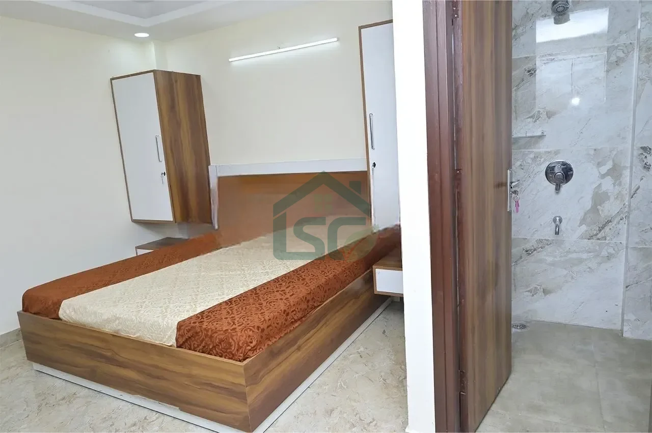 Hello world sky ward in Sector 24, Gurugram — property photo 1