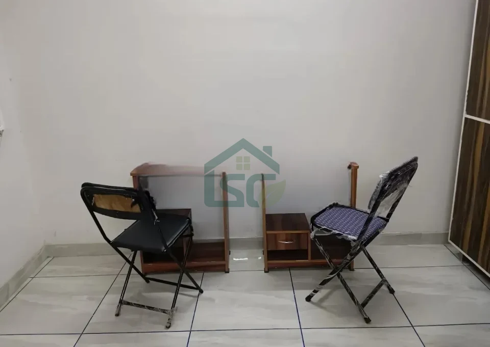 Feels Homes PG in Raja Garden, Delhi — property photo 4