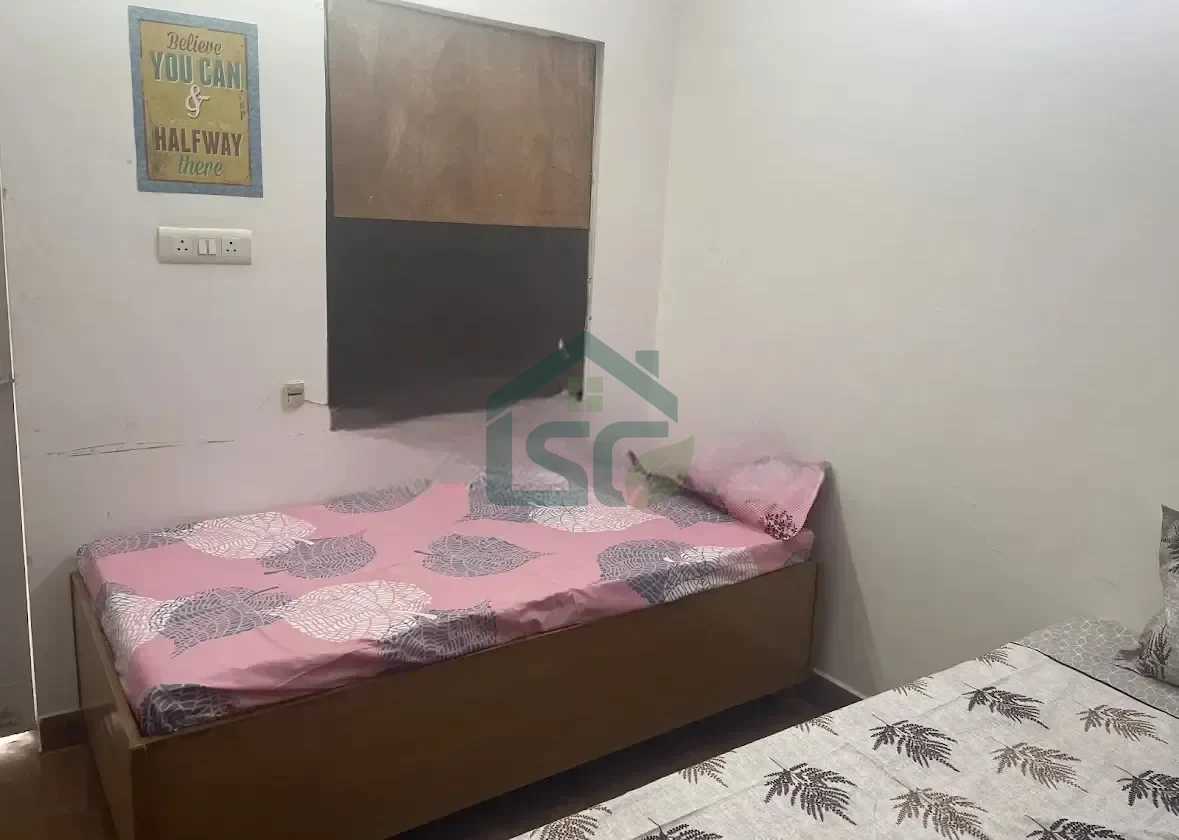Ramneet PG For Girls in Ashok Vihar, Delhi — property photo 1