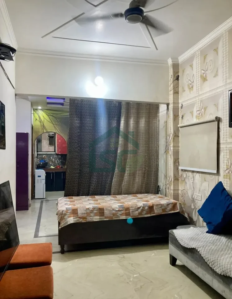 Dwara Mor Girls PG in Nawada, Delhi — property photo 1
