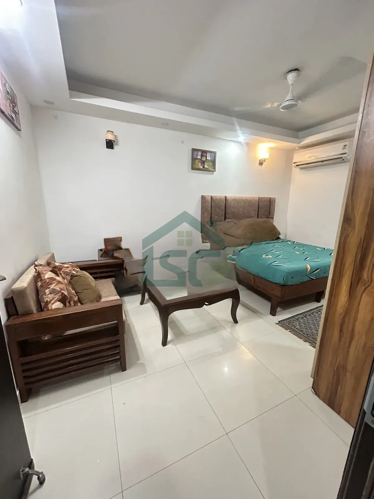 The calista PG in Sector 18, Gurugram — property photo 1