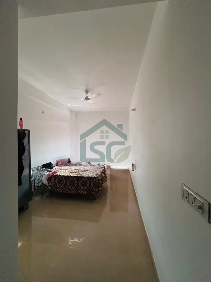 Global stay in Sector 68, Gurugram — property photo 5