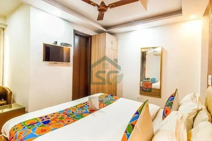 Royal Comfort Castle in Lajpat Nagar, Delhi — property photo 1