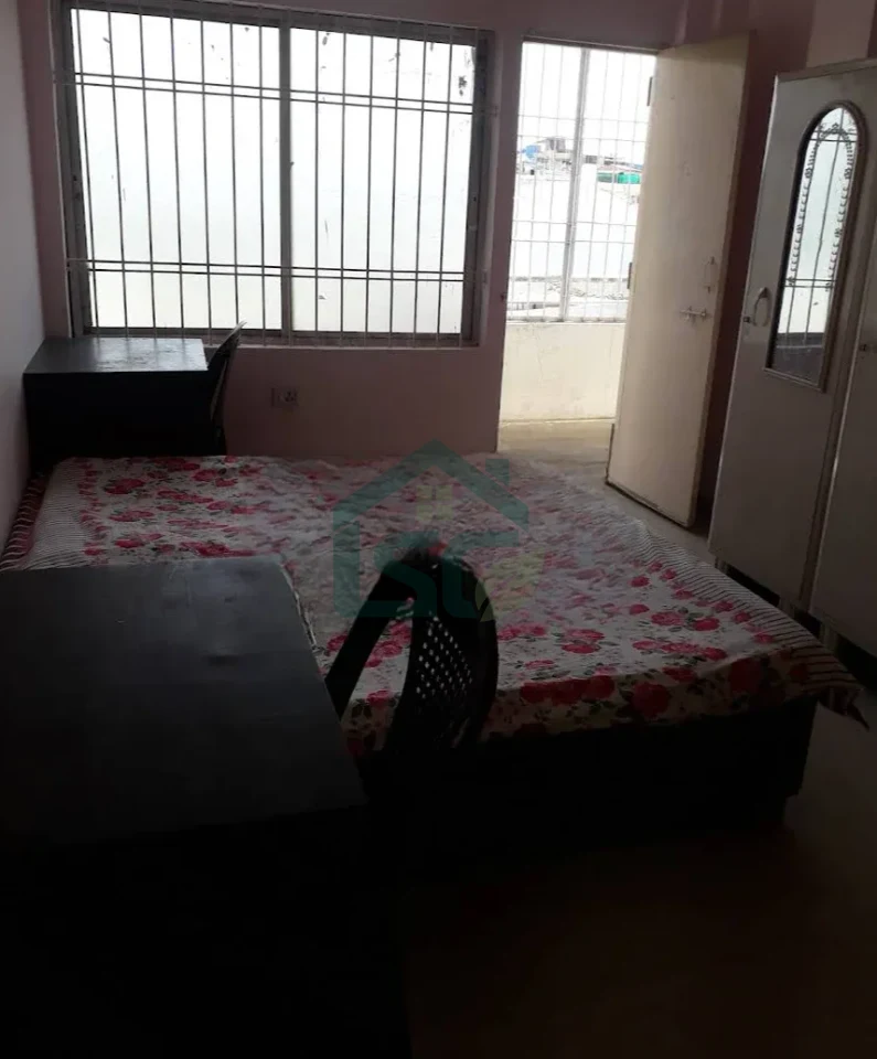 At Kolar Girls Hostel, Kolar Rd, Bhopal