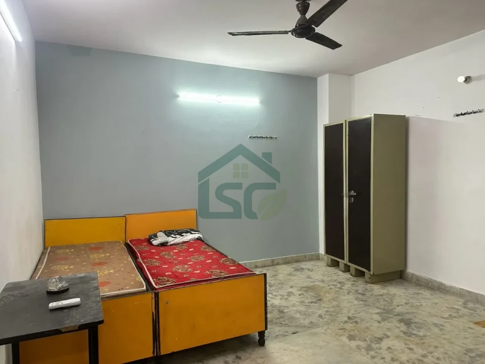 Fyndstays Eternity Girls PG in South Extension I, Delhi — property photo 3