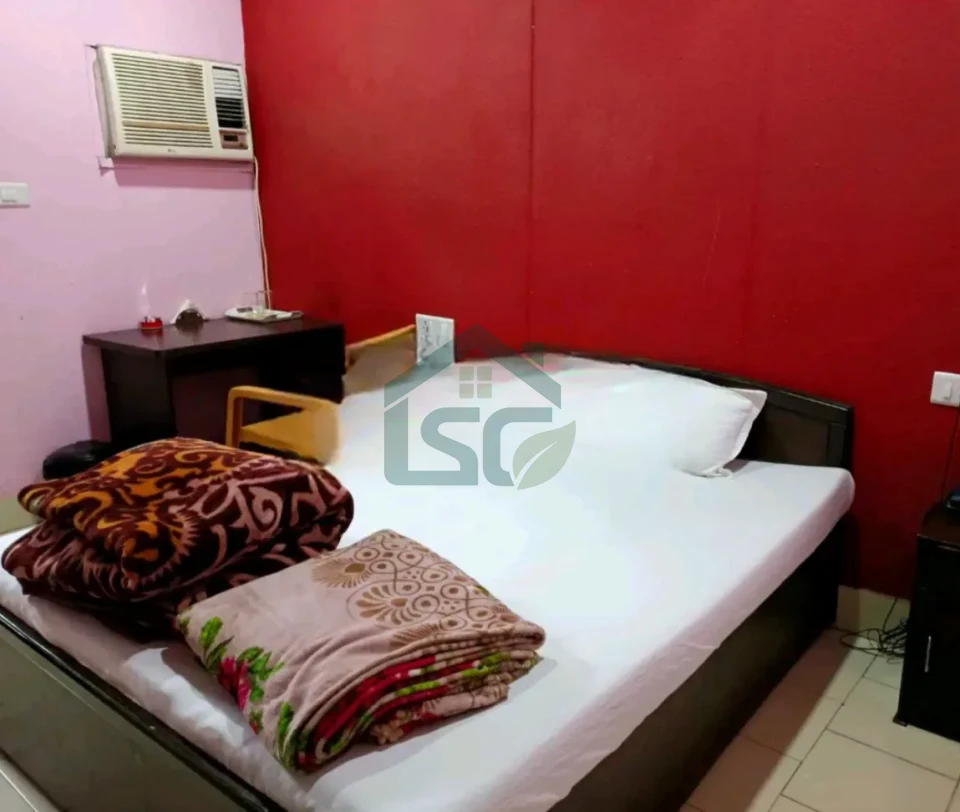 Shre balaji PG in Sector 71, Noida — property photo 1