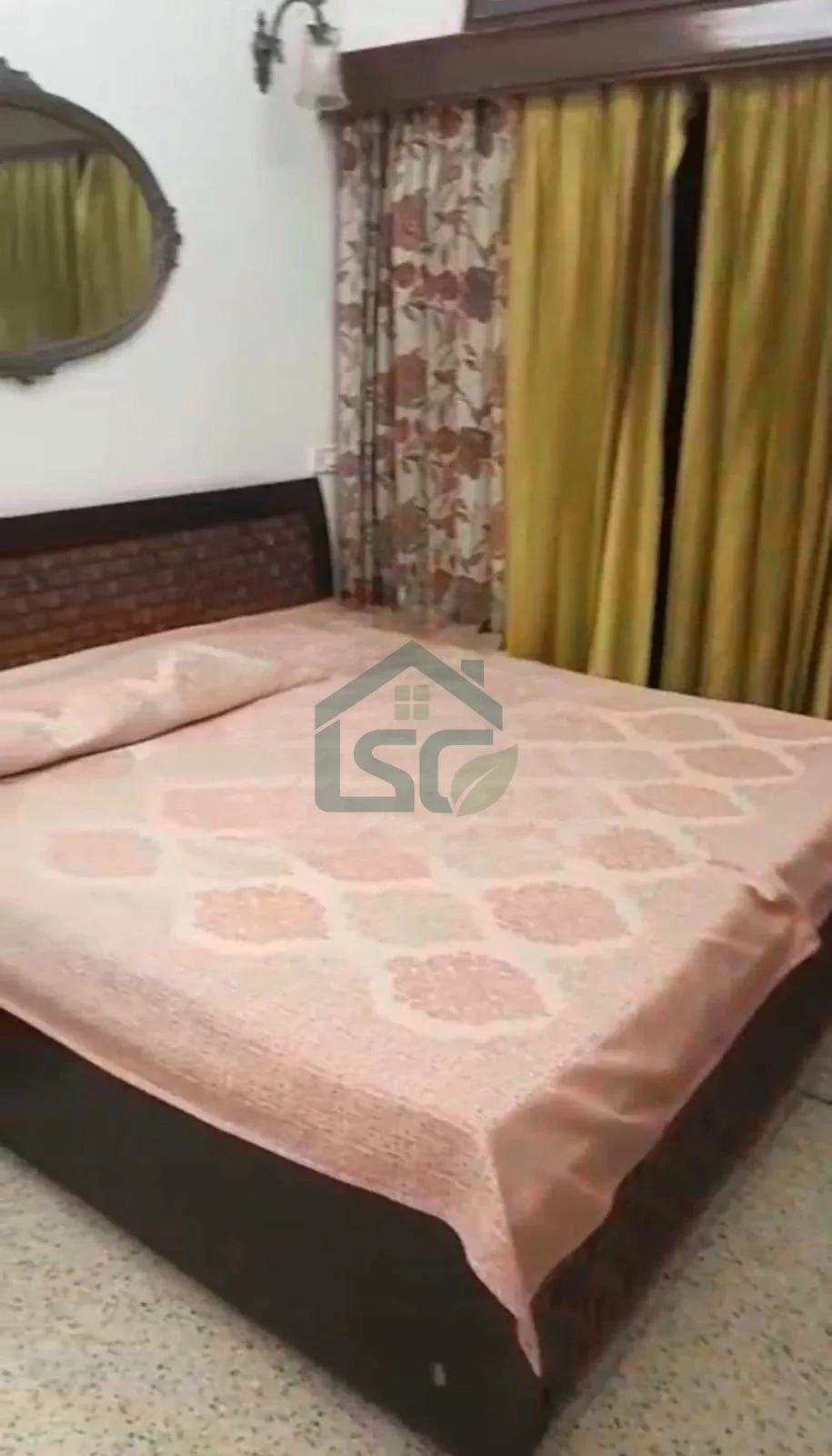 At Charla Villa Rooms, Malka Ganj, Delhi