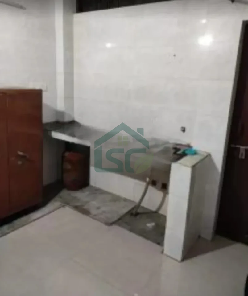 Dadi PG in Punjabi Bagh, Delhi — property photo 1