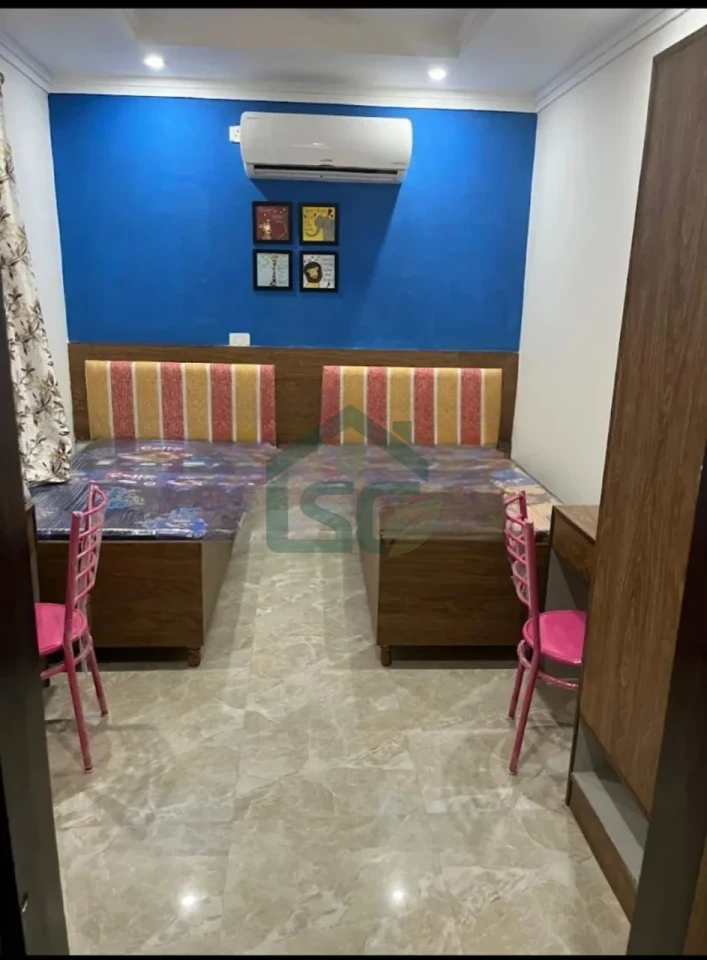 Photo 4 of Vatika Girls Hostel, Ansal Golf Links 1, Greater Noida