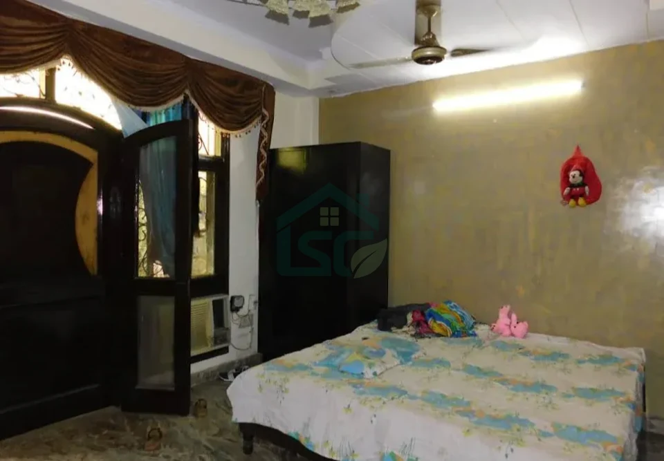 At Kuhu Girl'S PG, Pratap Vihar, Ghaziabad