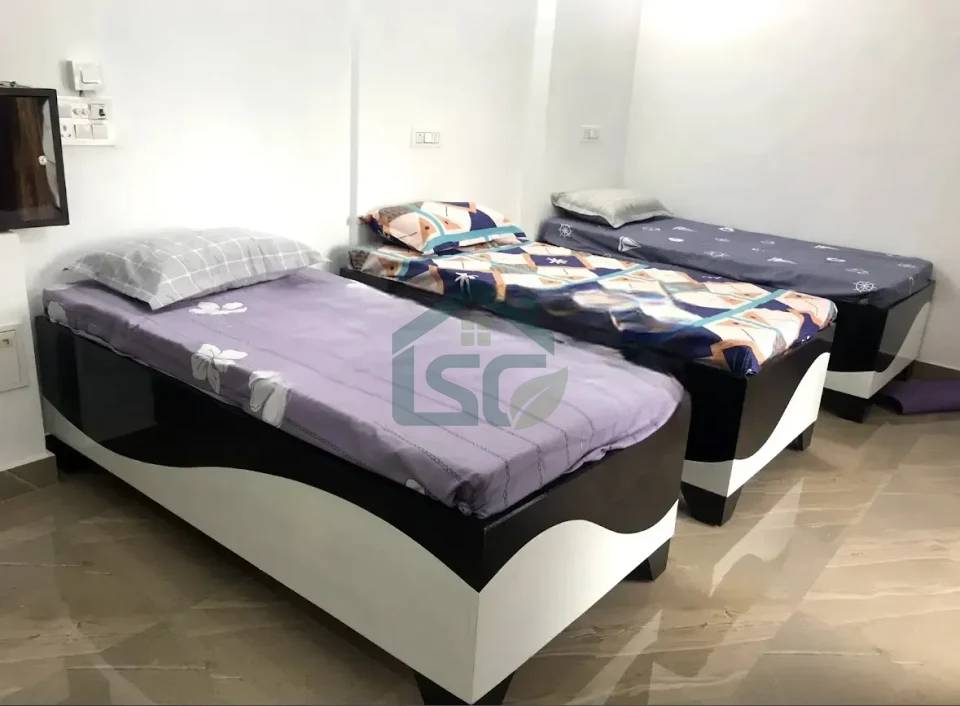 Modern PG in Pitampura, Delhi — property photo 3