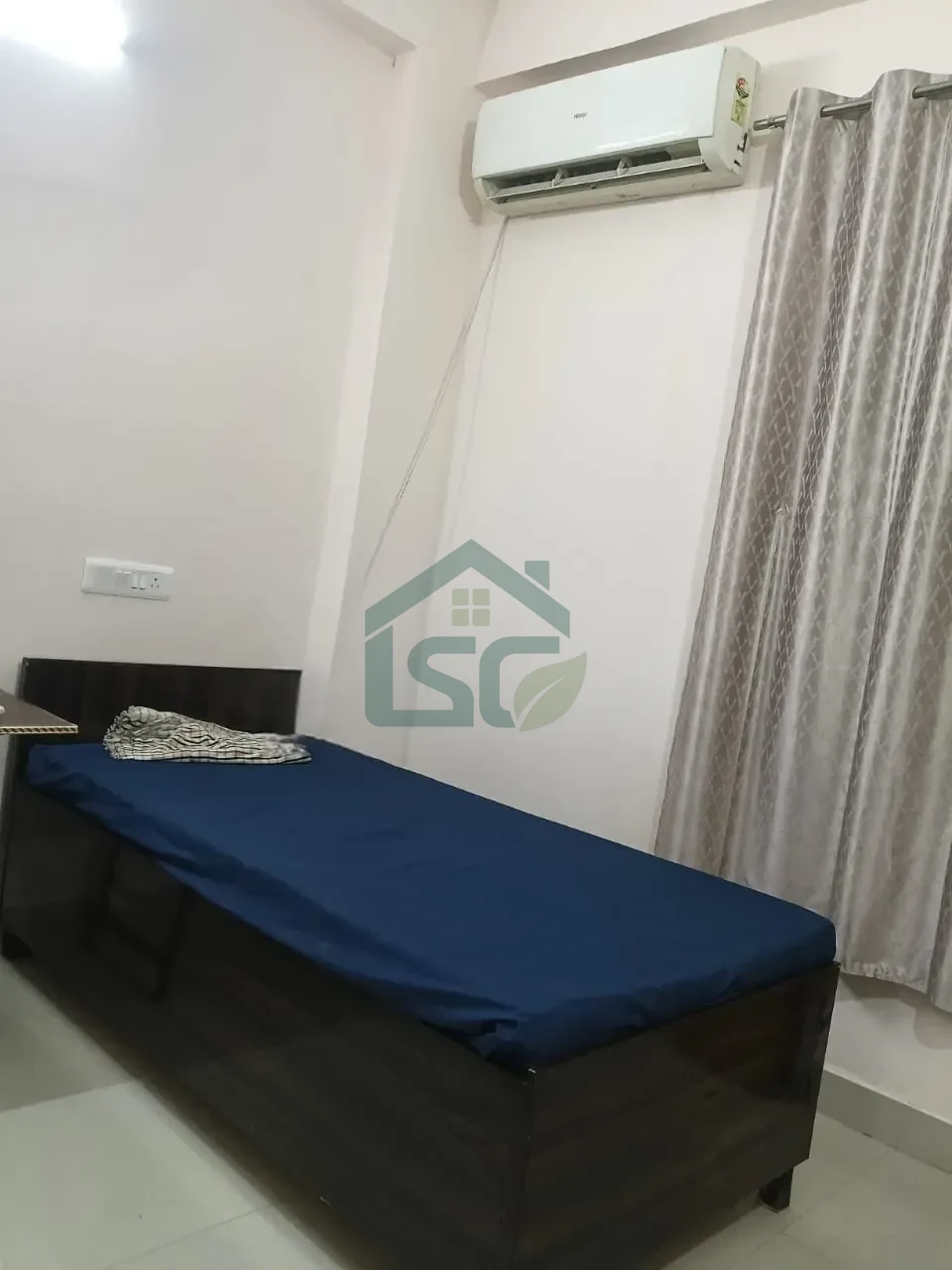 JS Signature Stay in Sector 134, Noida — property photo 1