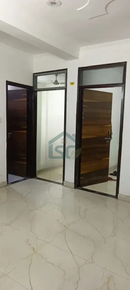Raison,s PG in Sector 62, Noida — property photo 1