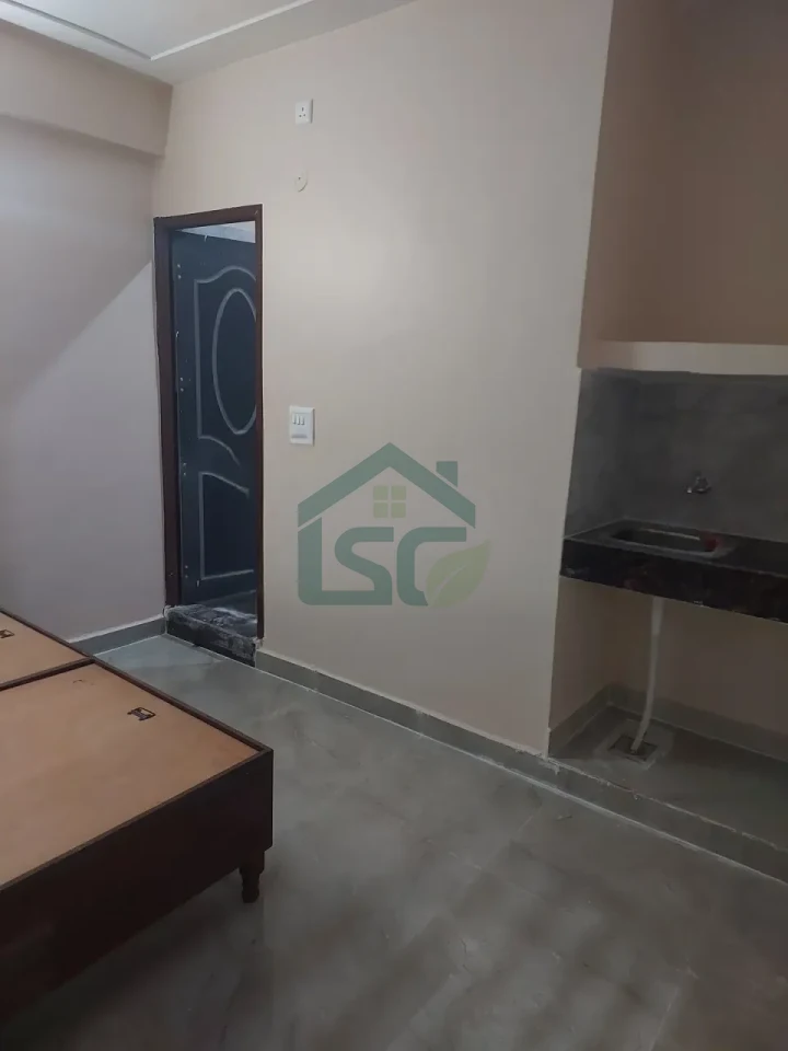 Naveen Room For Rent in Imt Manesar, Gurugram — property photo 1