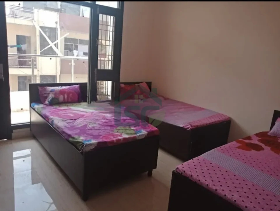 Roomsoom PG in Sector 15, Noida — property photo 3