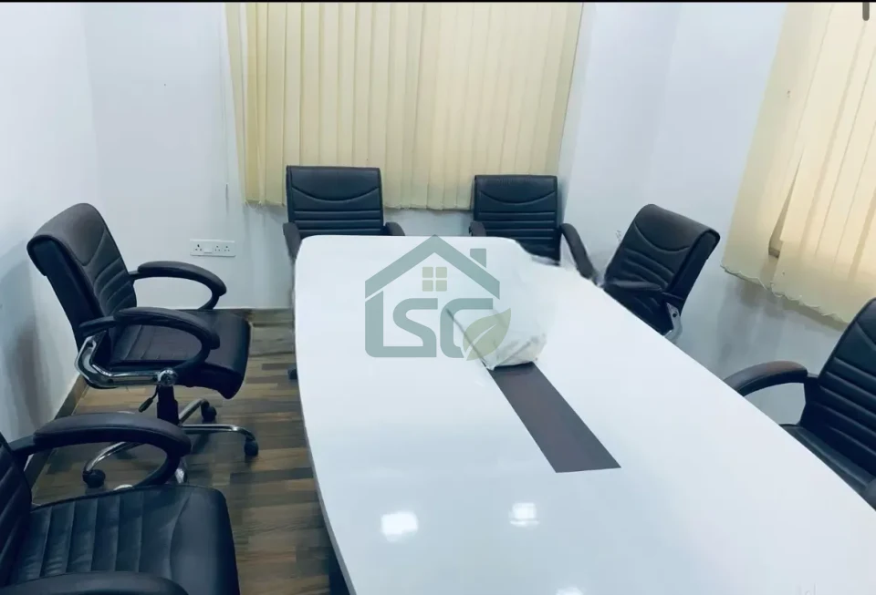 Jaivik Girls PG in Sarita Vihar, Delhi — property photo 3