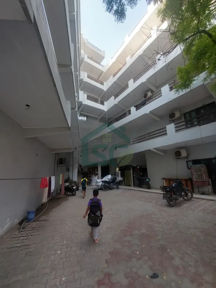 D D Home in Sector 86, Gurugram — property photo 2