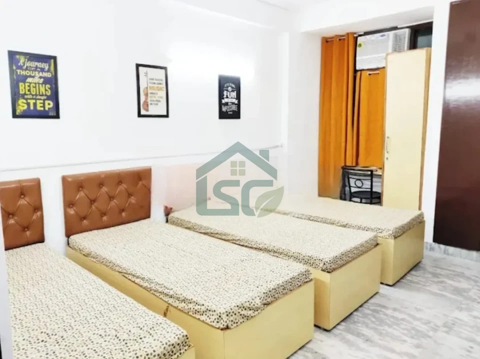 Sabharwal Girl PG Accomodation in Sadiq Nagar, Delhi — property photo 4