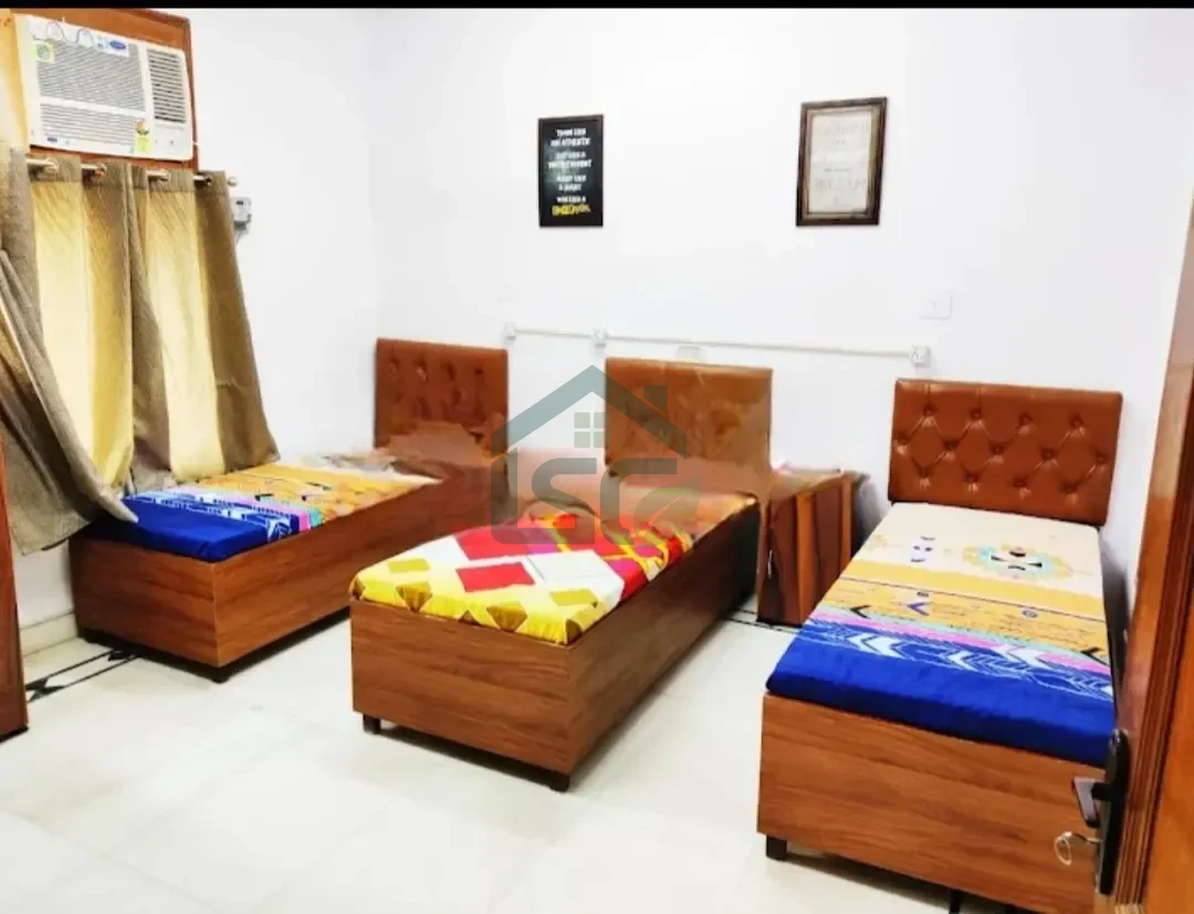 Sabharwal Girl PG Accomodation in Sadiq Nagar, Delhi — property photo 1