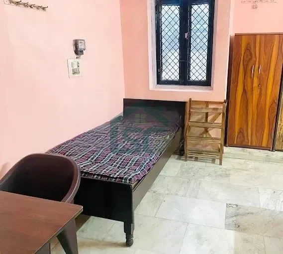 Satya Niketan Boys PG in GTB Nagar, Delhi — property photo 3