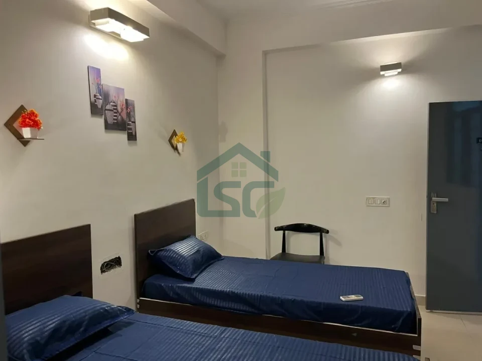 Chauchan mansion in Sector 66, Noida — property photo 5