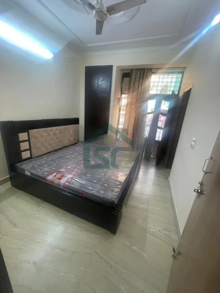 3 BHK In Sector 47 Gurugram in Sector 47, Gurugram — property photo 2