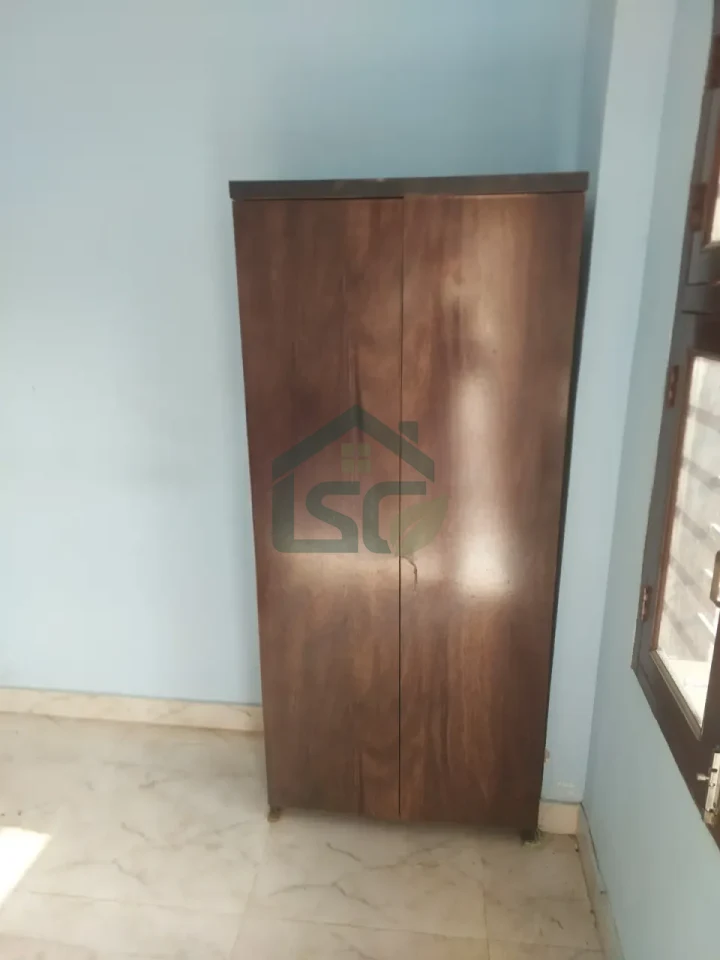 Suresh Room For Rent in Sector 68, Gurugram — property photo 5
