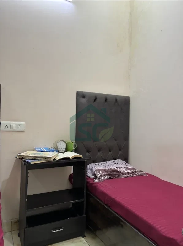 At Huddle Stays Astra - Girls PG In Kamla Nagar, New Friends Colony, New Delhi