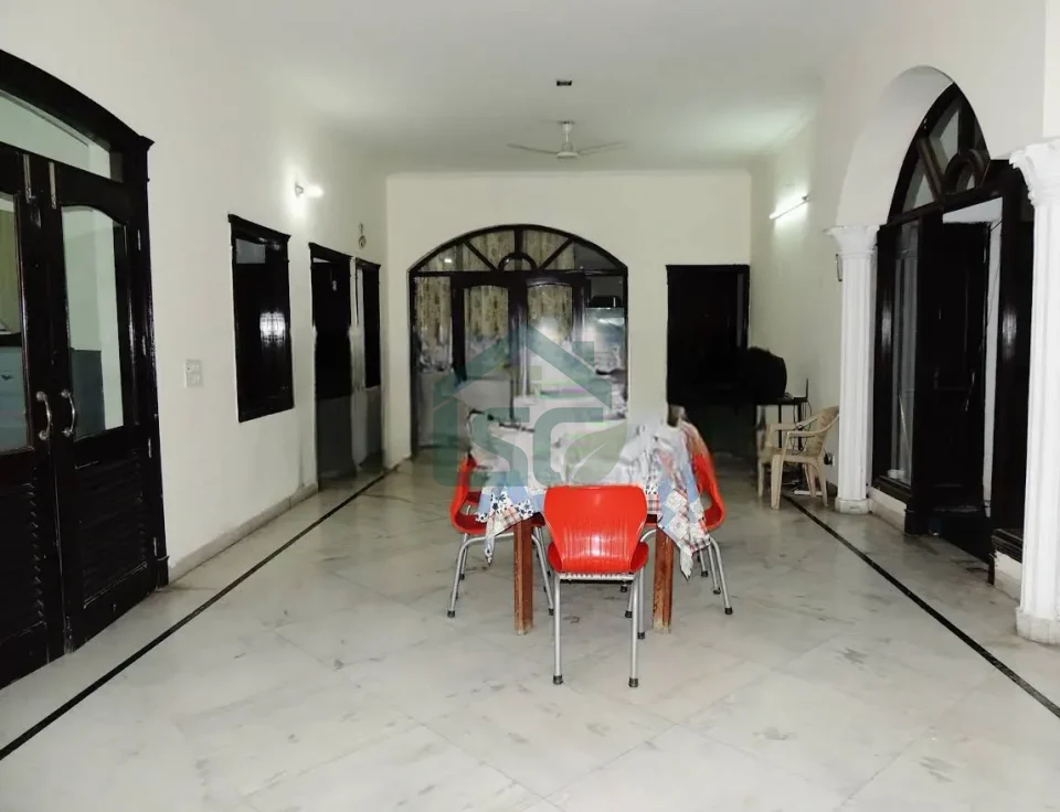 Cresant villa PG in Sector 47, Noida — property photo 5