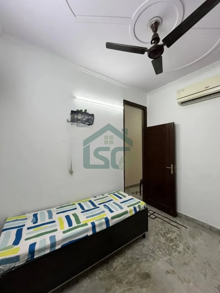 DU INN girls PG in Vijay Nagar, Delhi — property photo 1