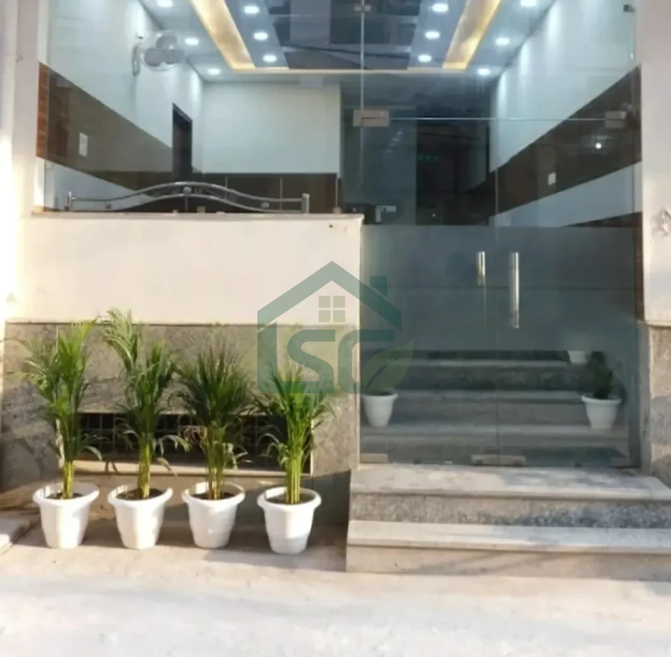 Vizima Living Girls hostel and PG in Sector 126, Noida — property photo 5