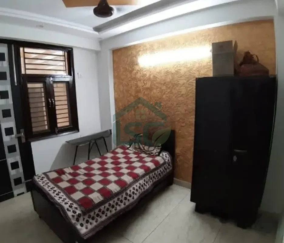 Raisons Paying Guest in Sector 62, Noida — property photo 1